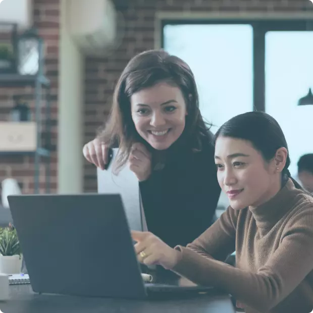 women at the computer