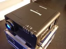 松下 DZ12000 12.000 流明 WUXGA 1920 x 1200 p---10000 美元