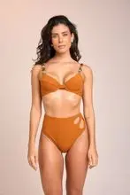 半罩杯上衣+热裤剪裁内裤 