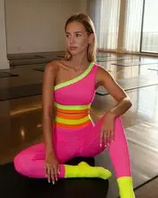 霓虹撞色单肩镂空紧身瑜伽套装 可定制运动健身服