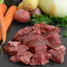 优质冷冻鹿肉，出口即用，采用卫生加工和安全包装。