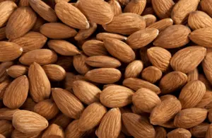 杏仁， 豌豆， 腰果坚果