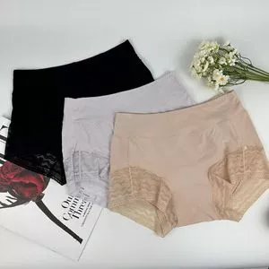 女士蕾丝边内裤